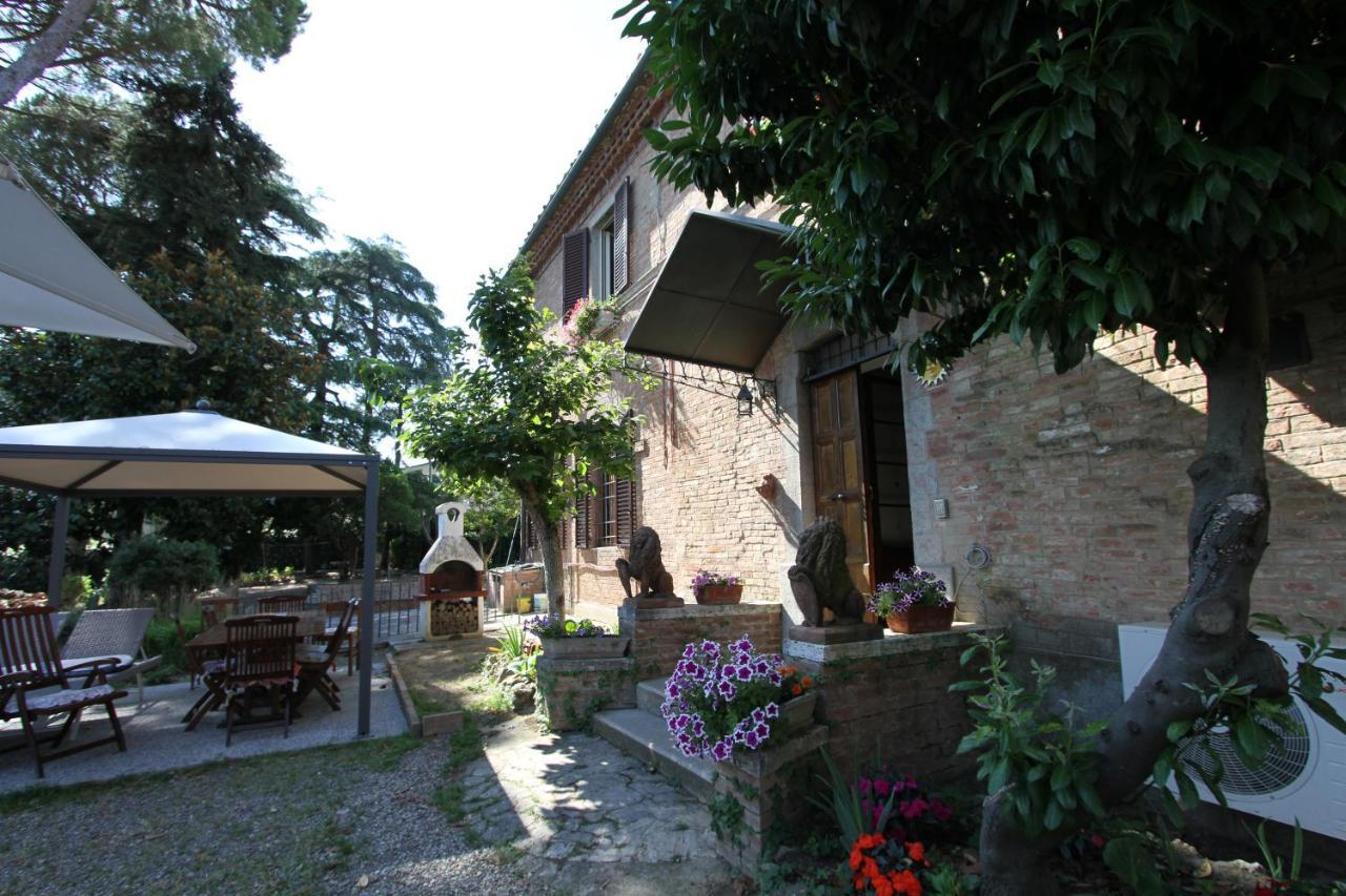 Villa Paola B&B シエーナ エクステリア 写真