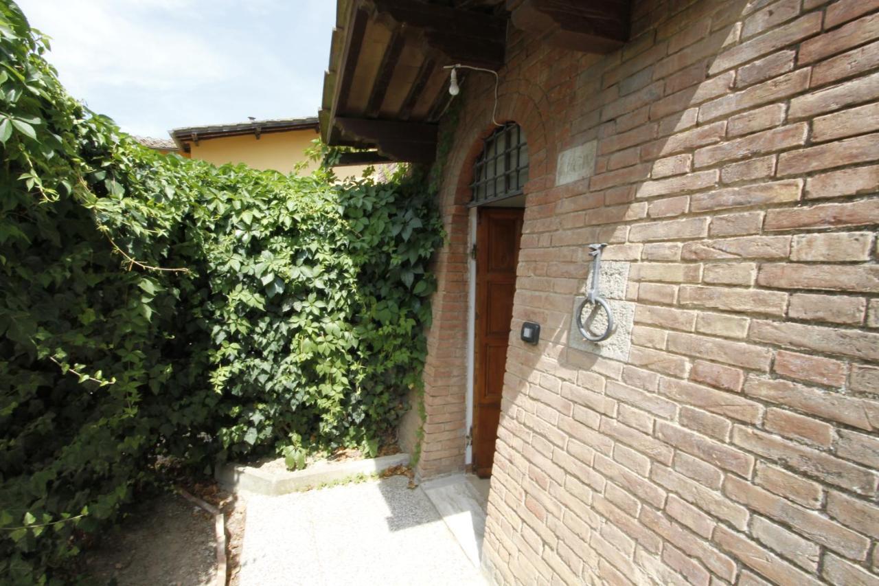 Villa Paola B&B シエーナ エクステリア 写真